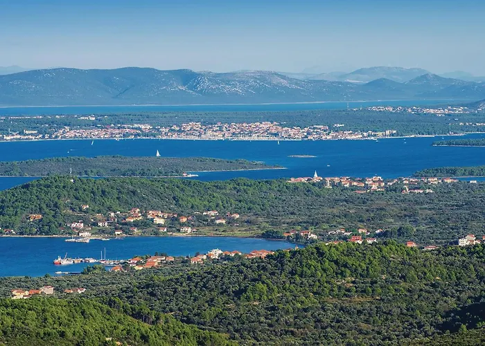 V * Dobropoljana