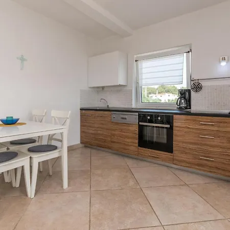 Stunning In With House Sea View *